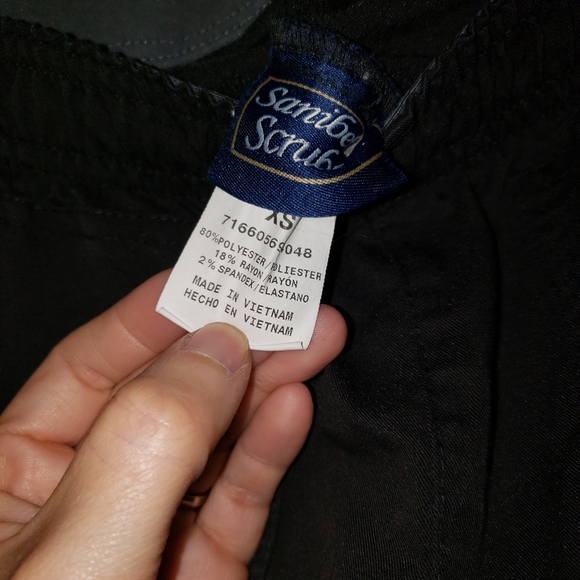 Two Scrub Bottoms Bundle - Picture 4 of 8